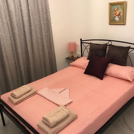 Μανολια Apartment Porto Heli Exterior photo