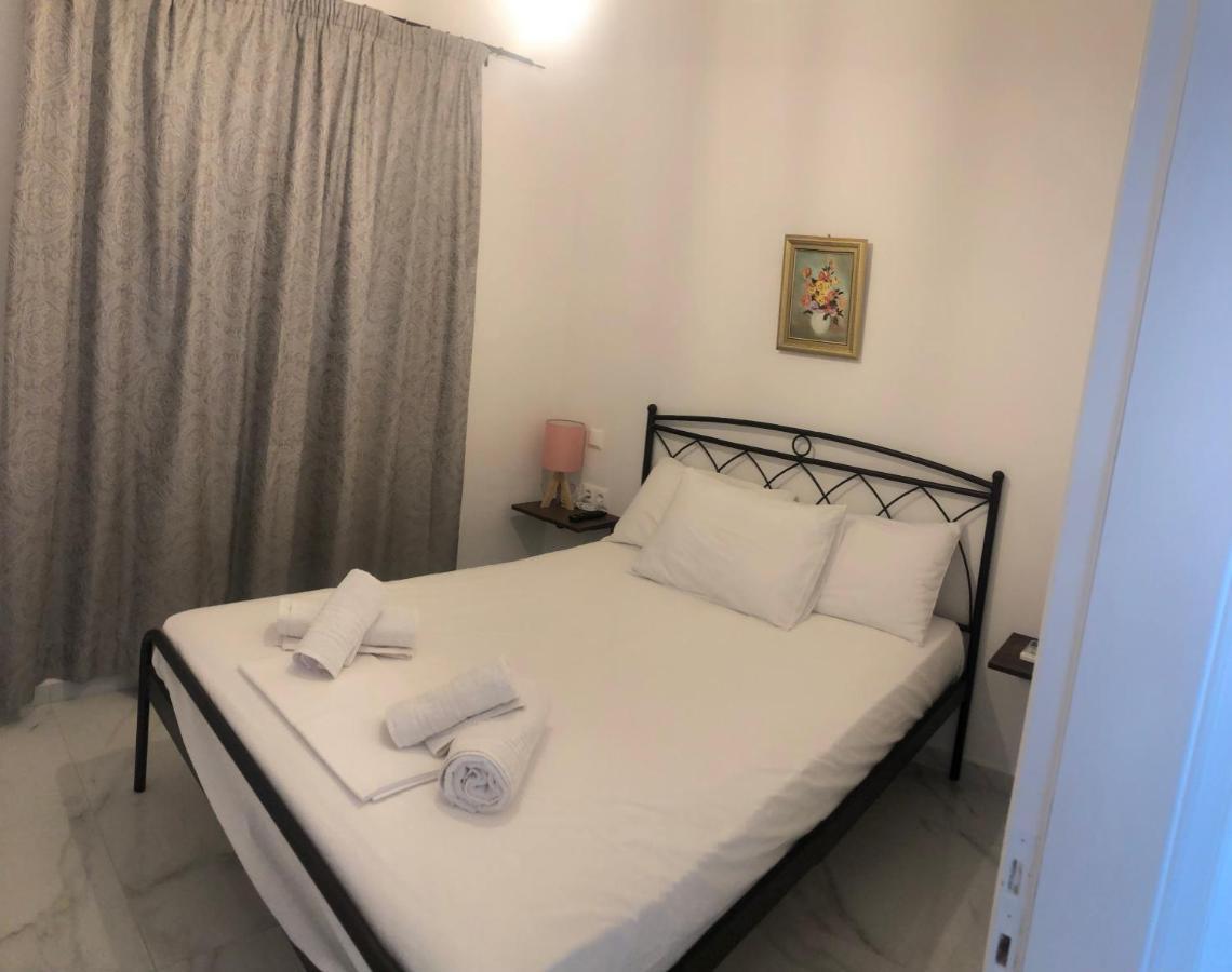 Μανολια Apartment Porto Heli Exterior photo