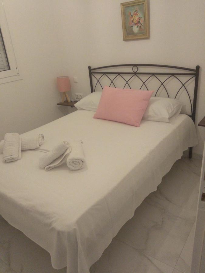 Μανολια Apartment Porto Heli Exterior photo