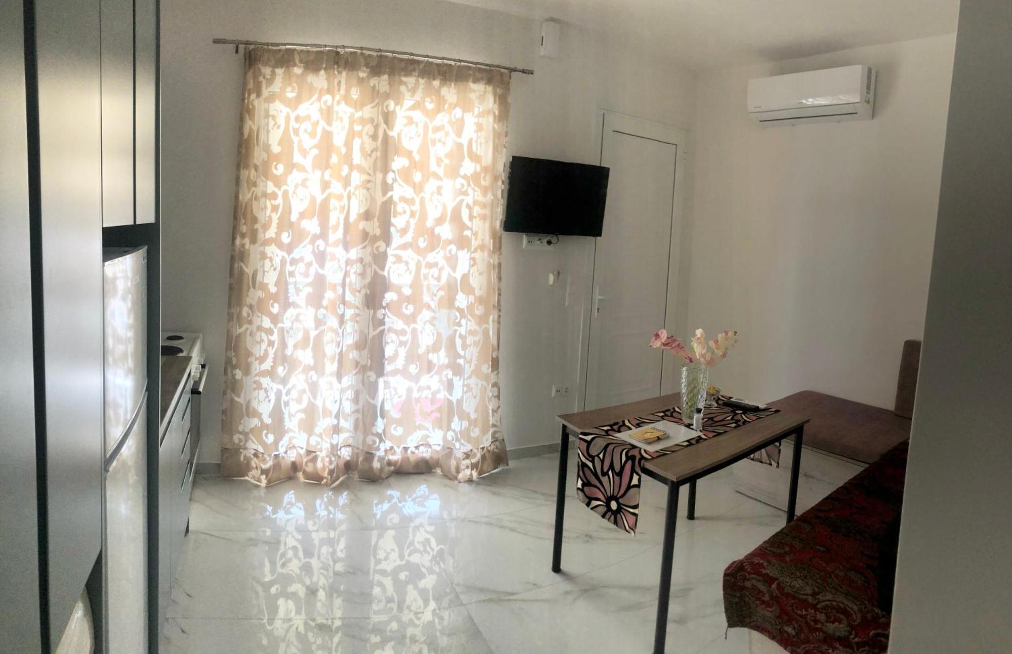 Μανολια Apartment Porto Heli Exterior photo